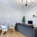 Apartamento Hostdomus - Il Mandala Rivoli (Turin)